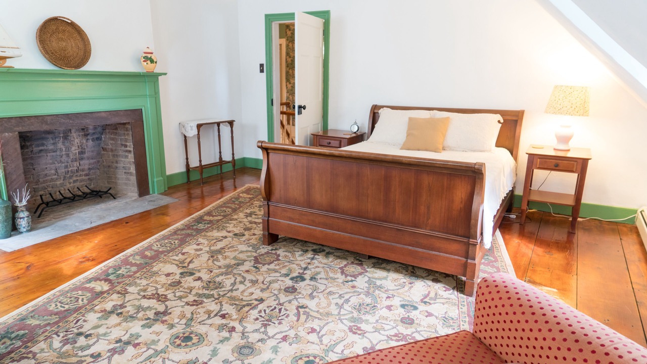 Photo of Livingroom in Middle Hope