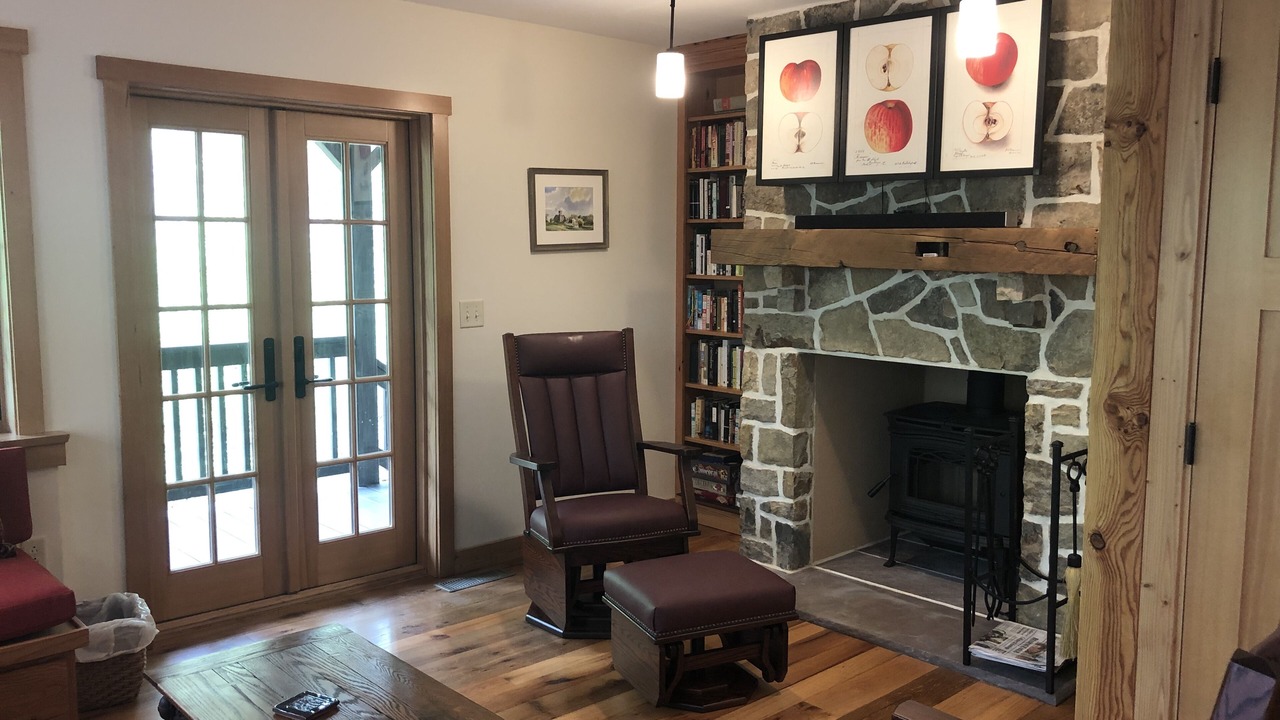 Photo of Livingroom in Rehrersburg