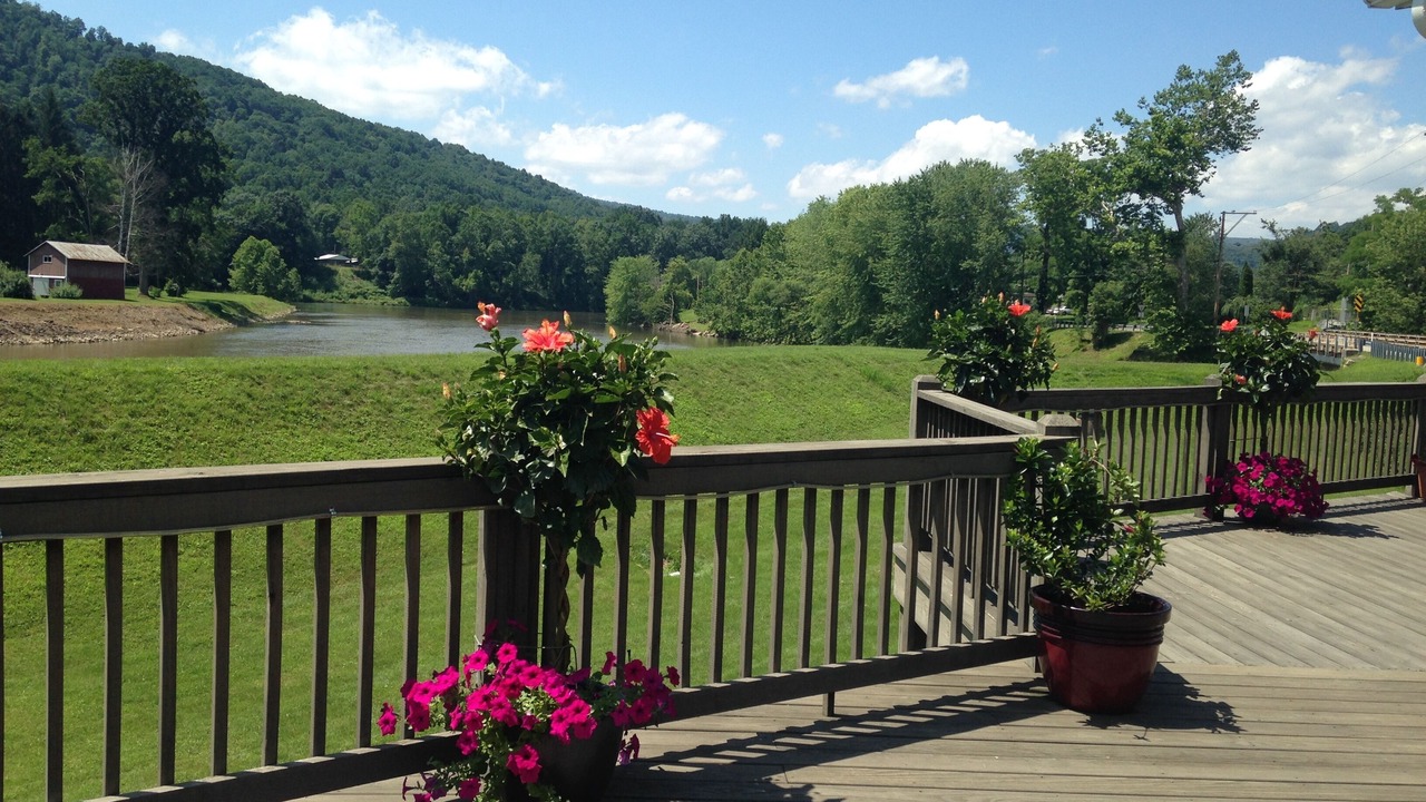 Photo of Patio Balcony in Confluence