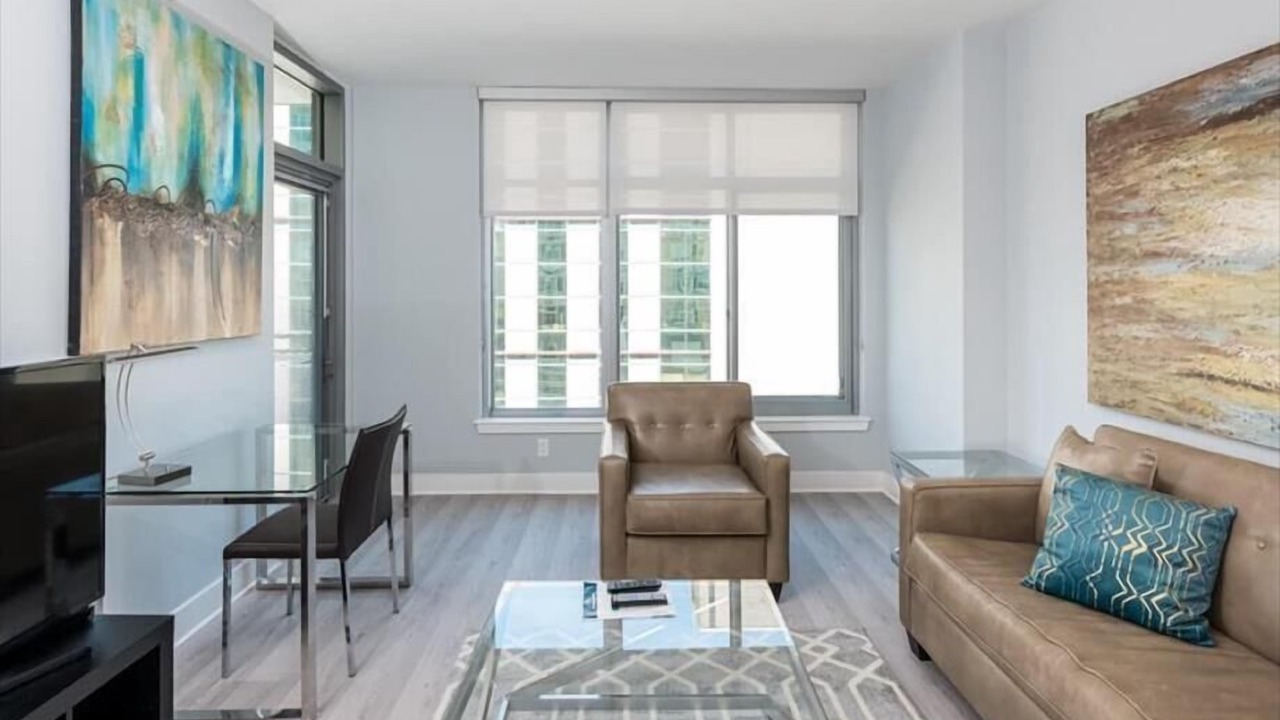 Photo of Bedroom in Woodmont Triangle