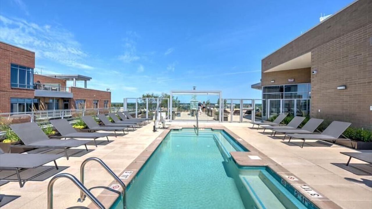 Photo of Outdoor in Woodmont Triangle