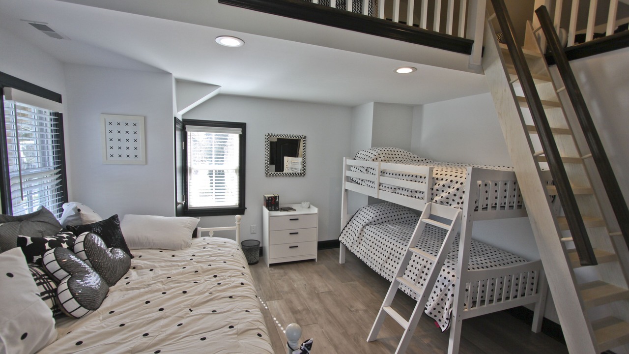 Photo of Bedroom in Village Green
