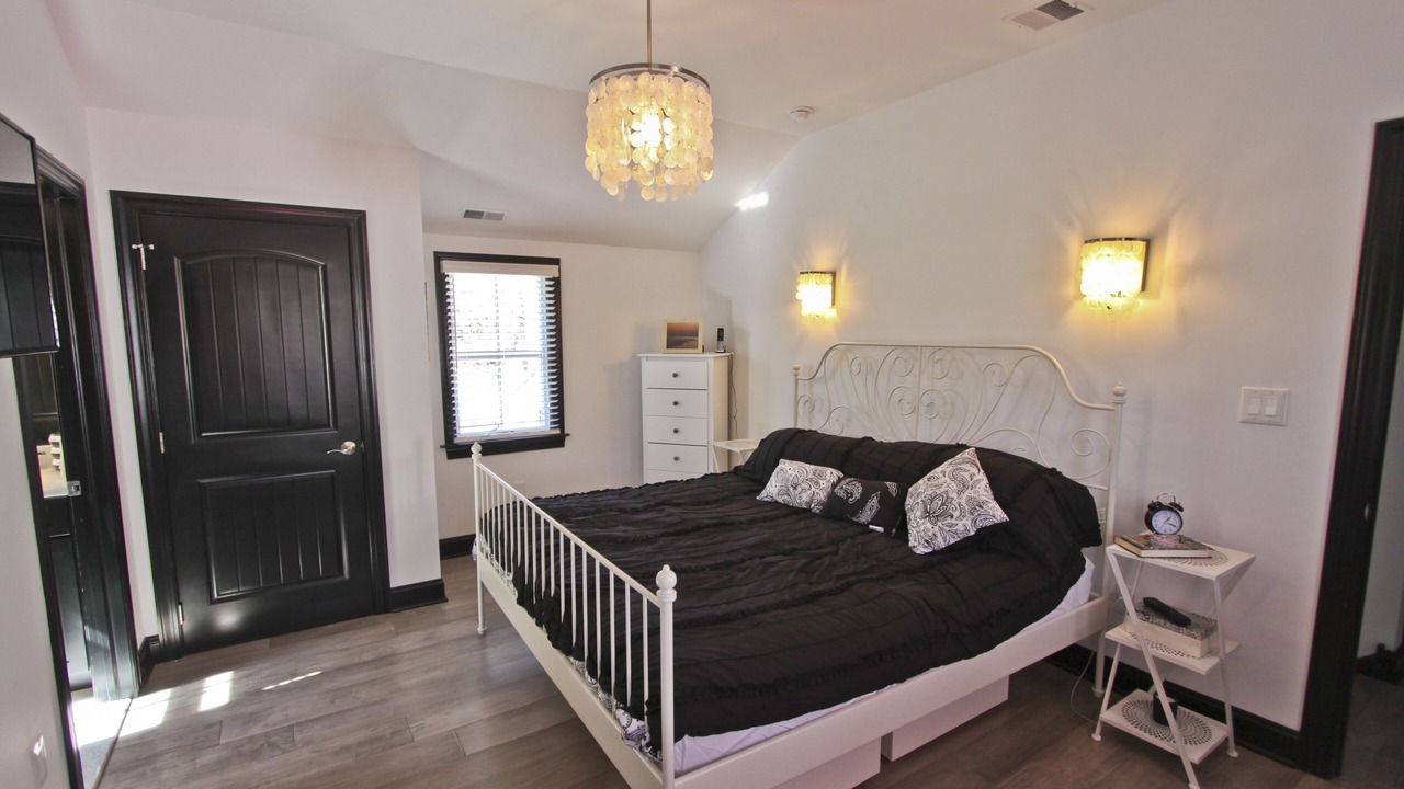 Photo of Bedroom in Village Green