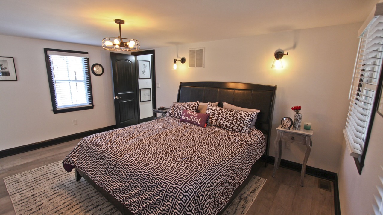Photo of Bedroom in Village Green