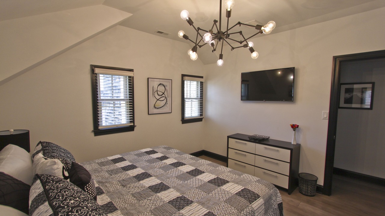 Photo of Bedroom in Village Green