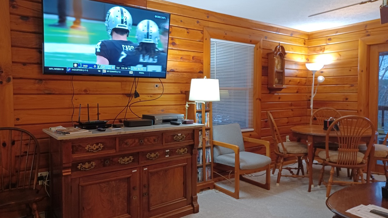 Photo of Bedroom in North Glade Hills