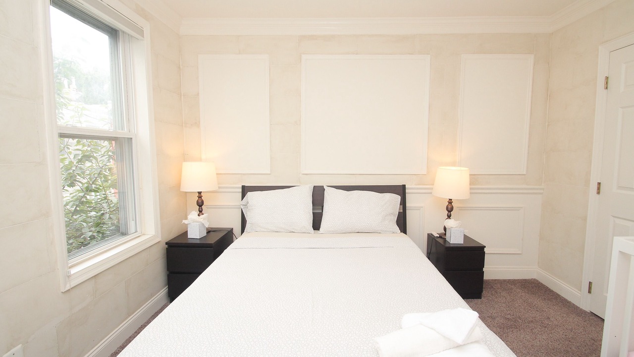 Photo of Bedroom in Fairmount
