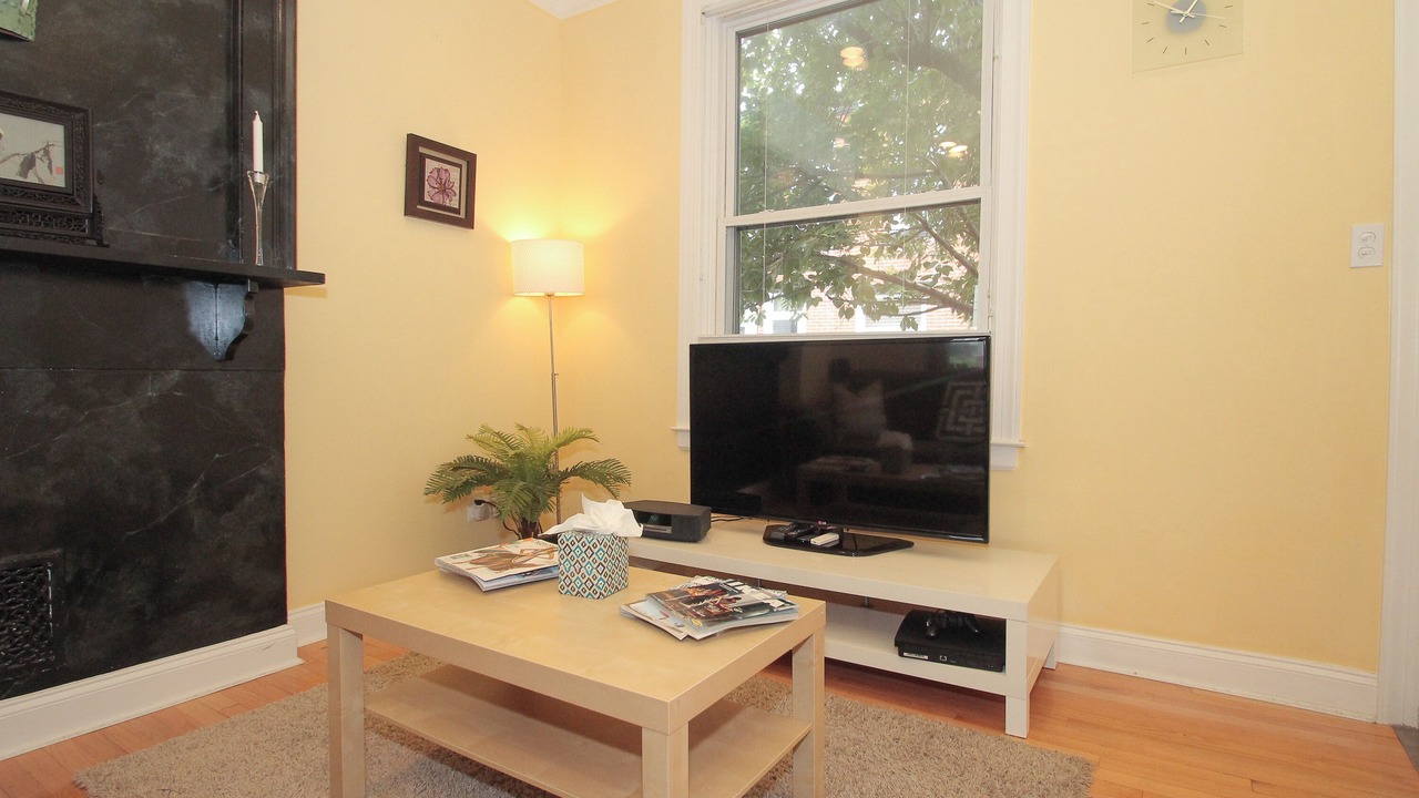 Photo of Livingroom in Fairmount