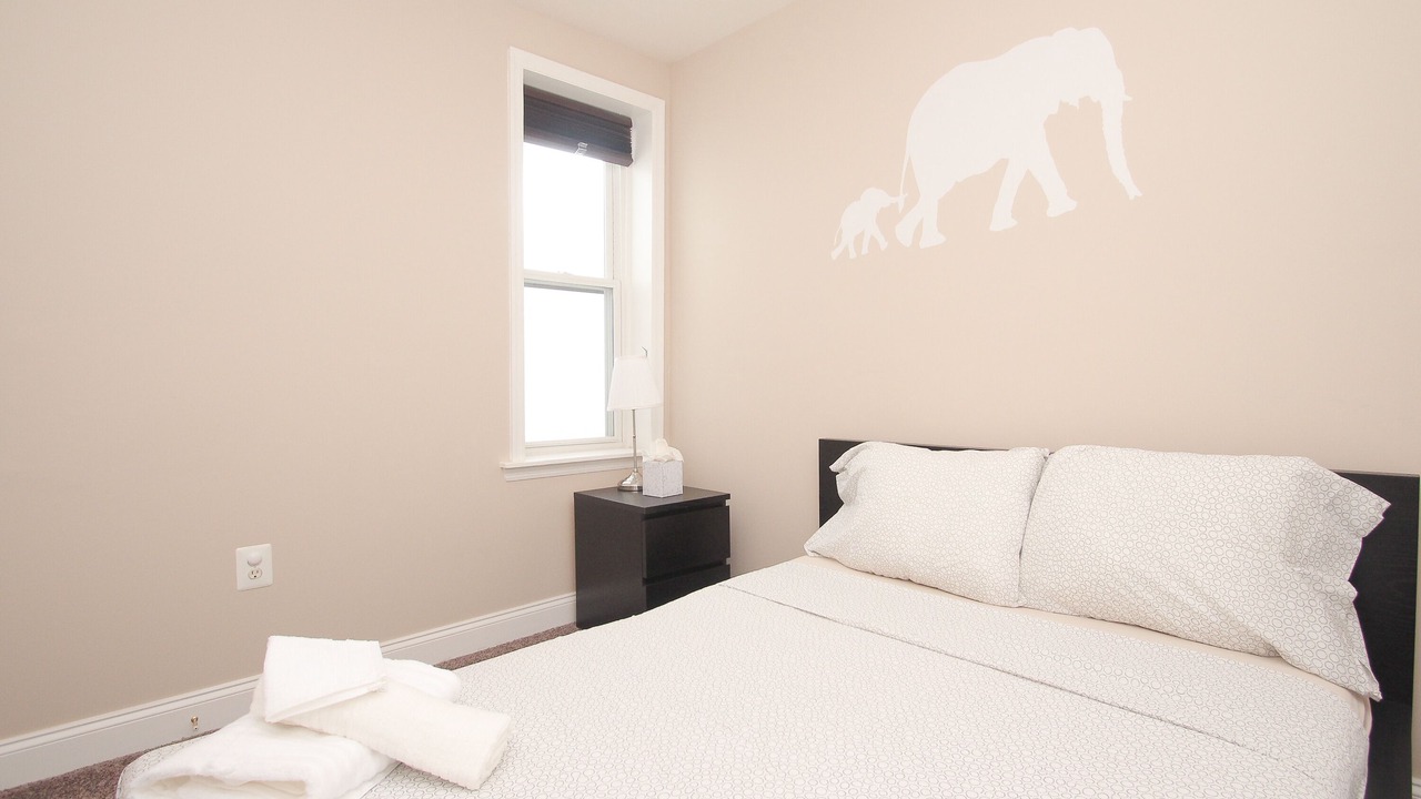 Photo of Bedroom in Fairmount