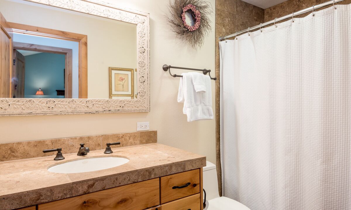 Photo of Bathroom in Warm Springs