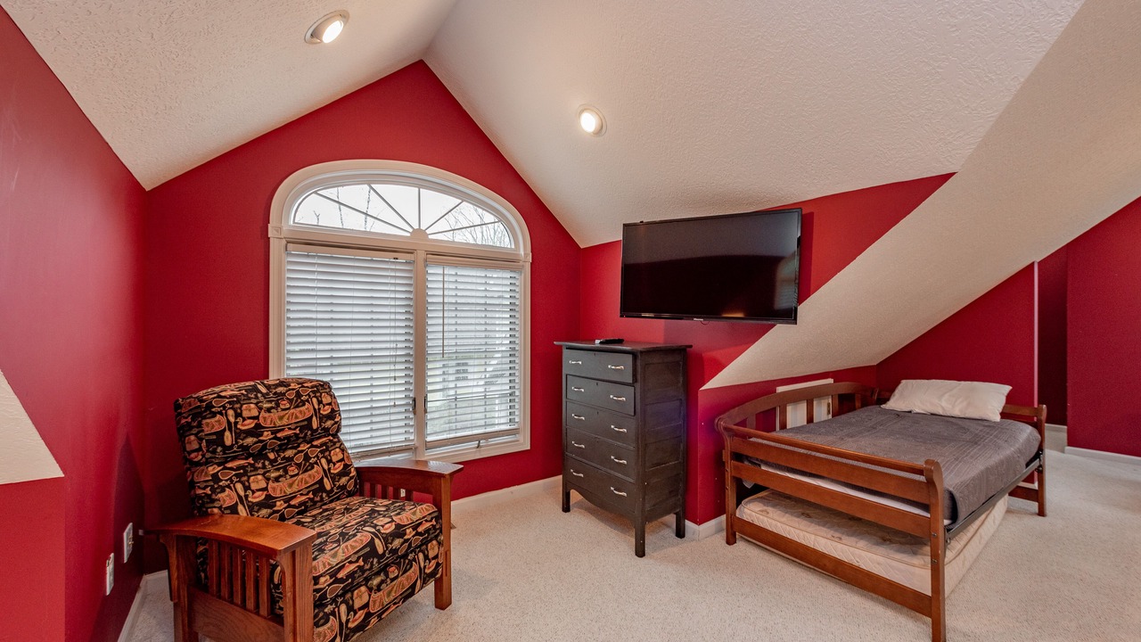 Photo of Bedroom in Thayerville