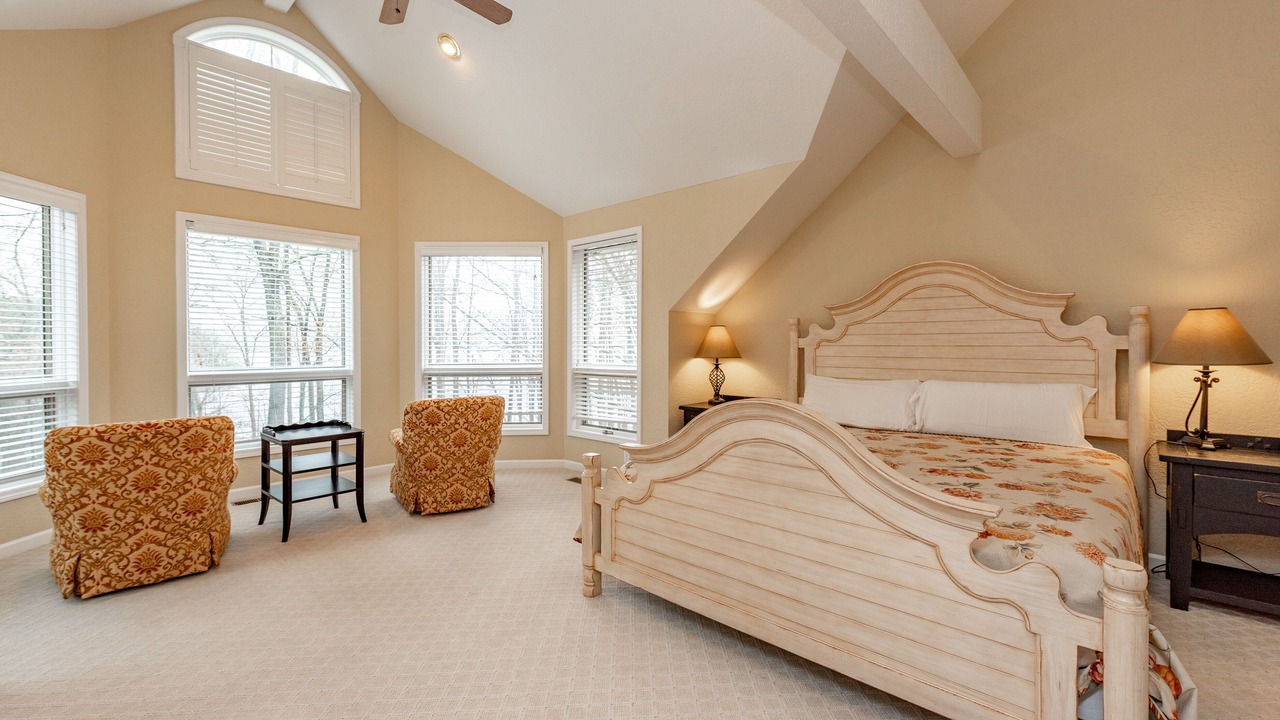 Photo of Bedroom in Thayerville
