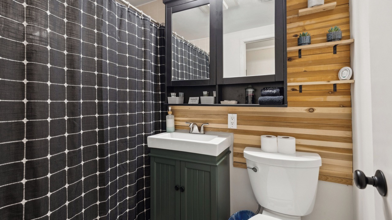 Photo of Bathroom in Chalet Village