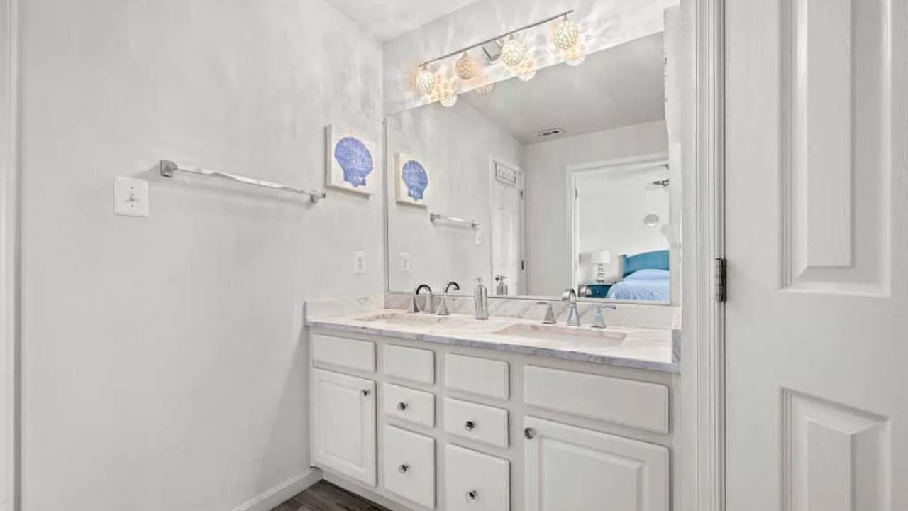 Photo of Bathroom in Bethany Beach