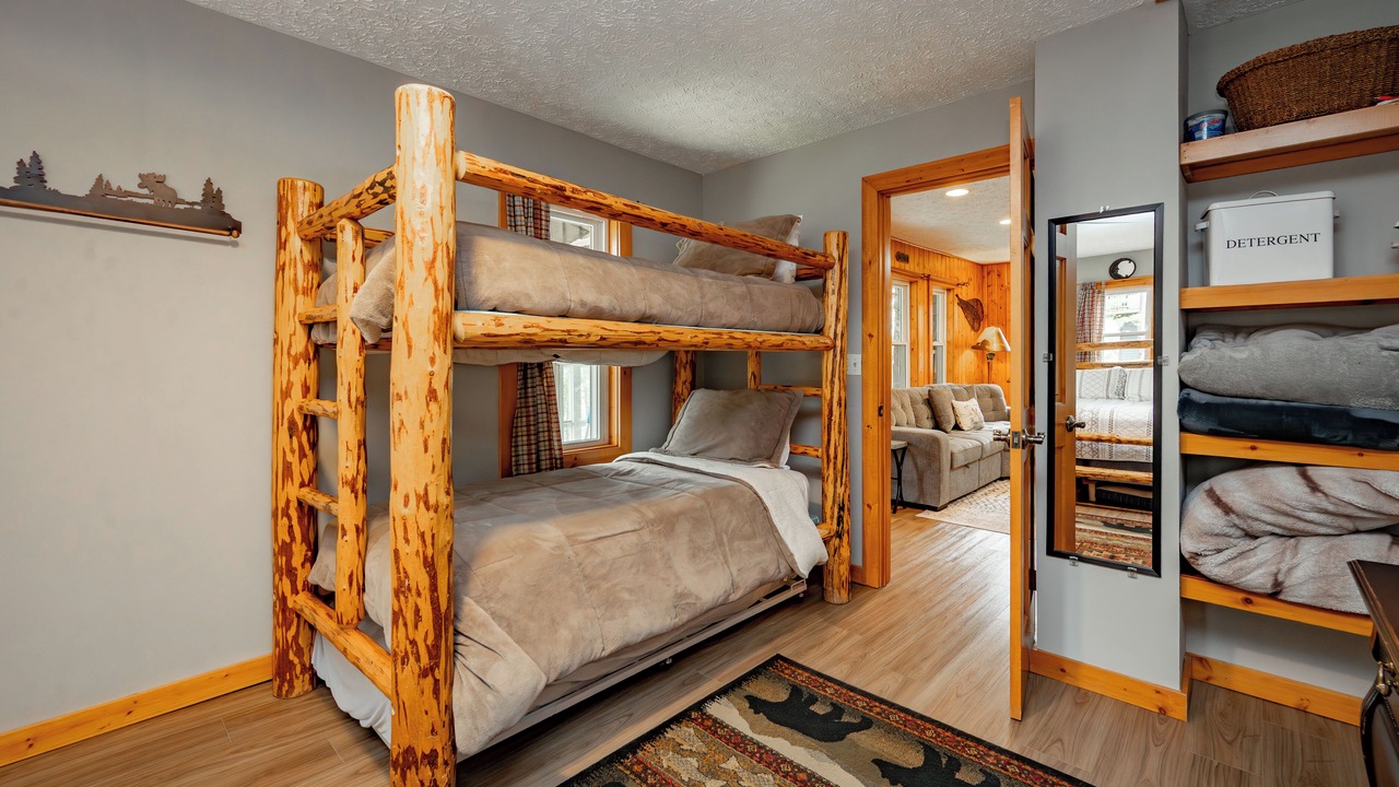 Photo of Bedroom in Oakland