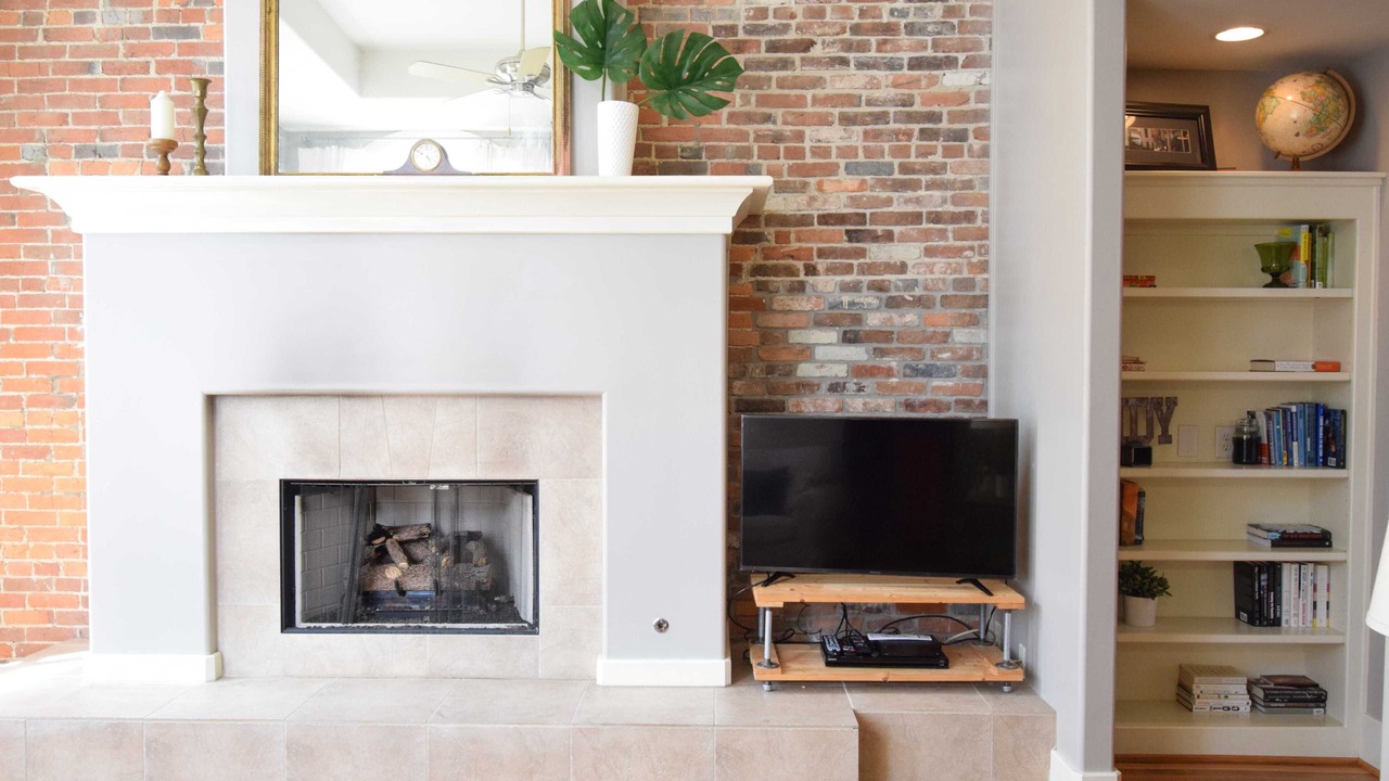 Photo of Livingroom in Lockerbie Square