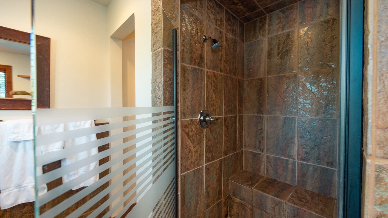 Photo of Bathroom in Waterfront Greens