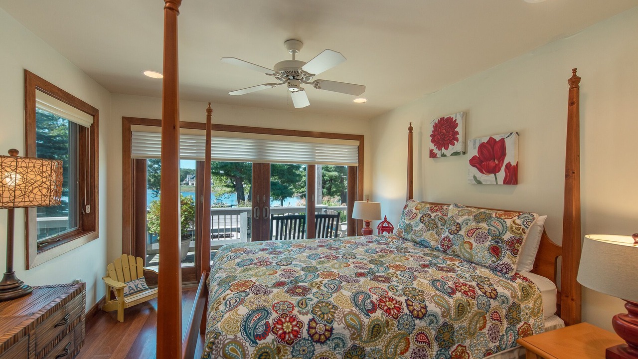 Photo of Bedroom in Waterfront Greens