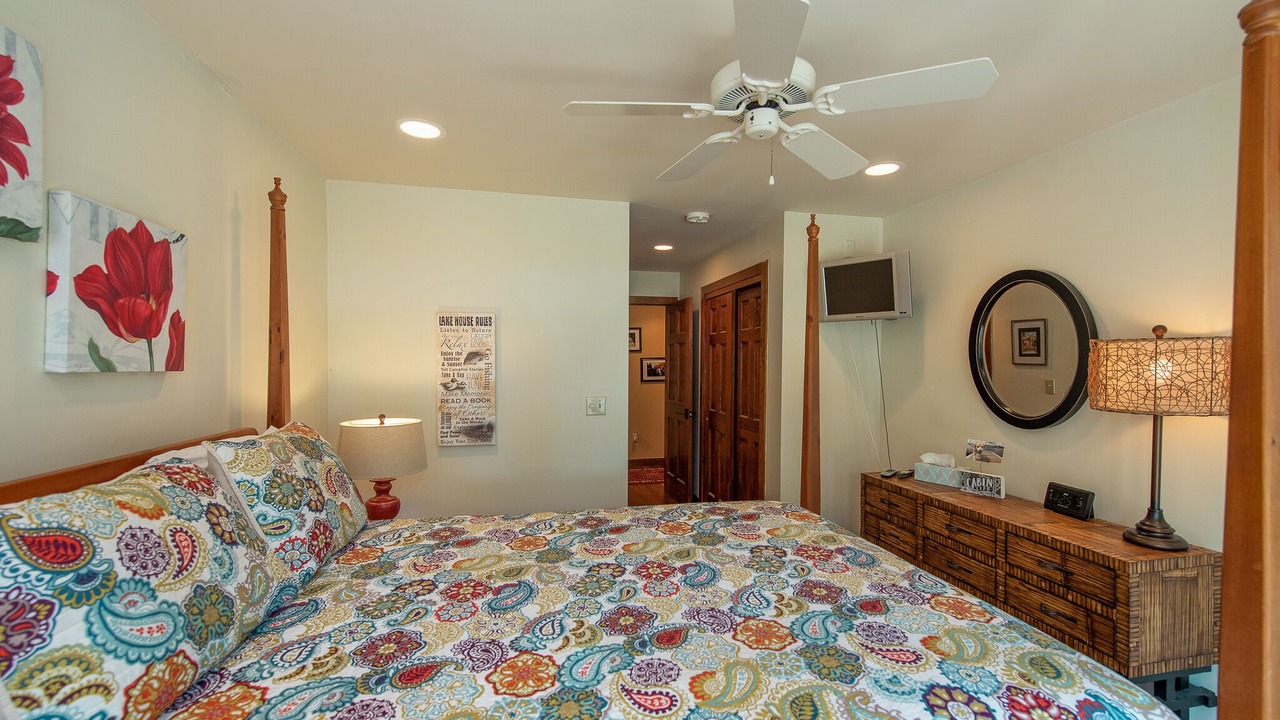 Photo of Bedroom in Waterfront Greens