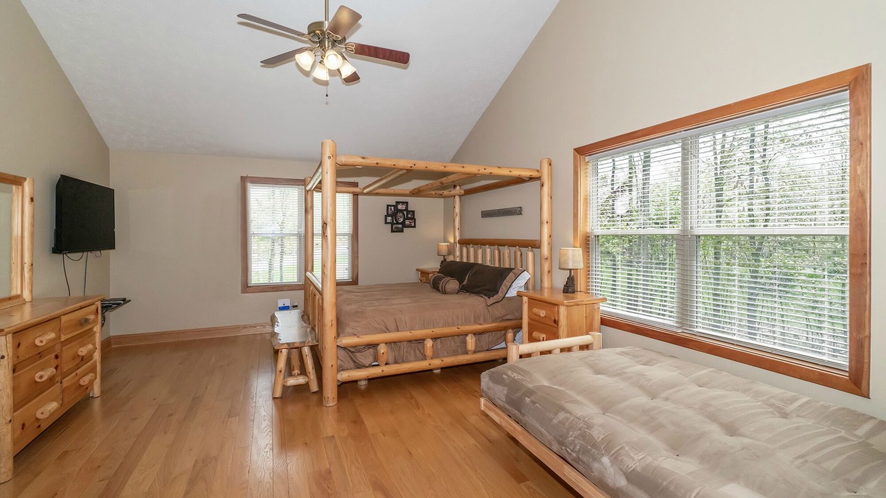Photo of Bedroom in Oakland