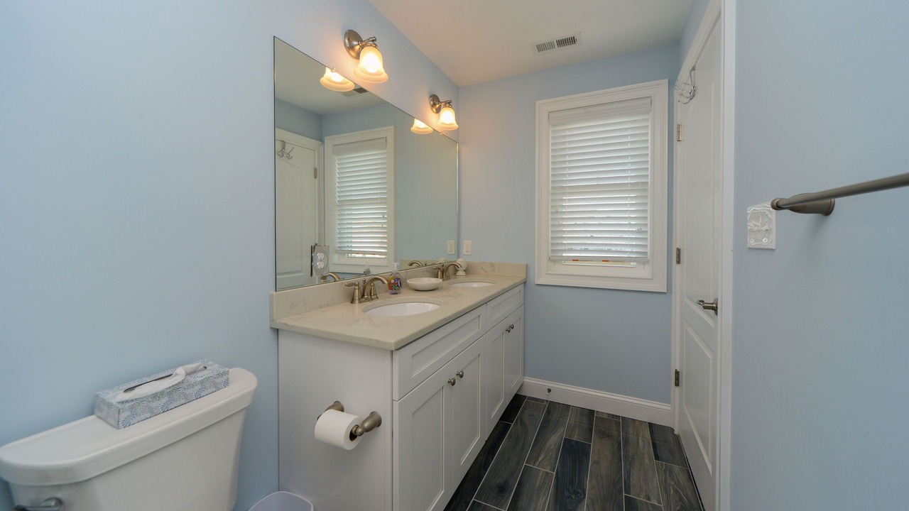 Photo of Bathroom in North End