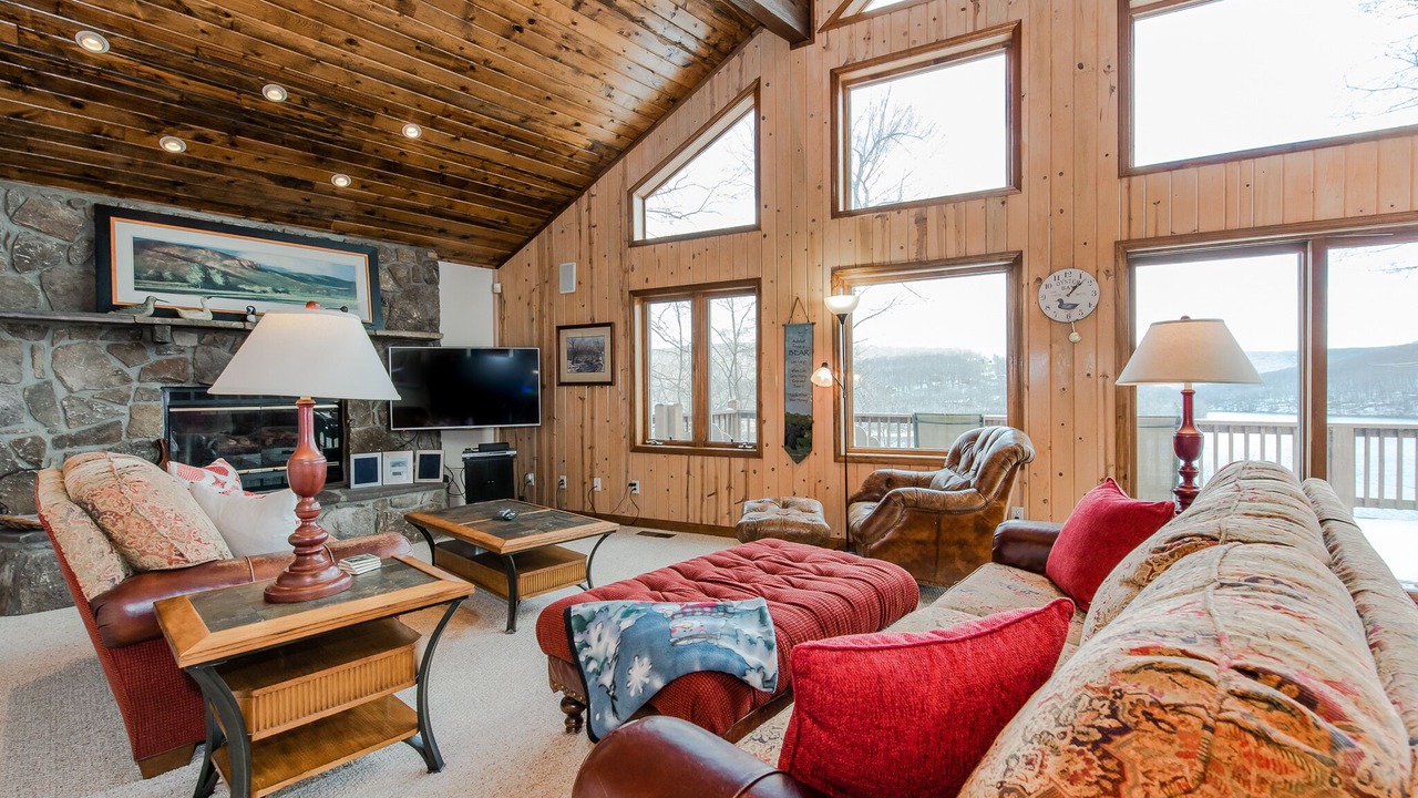 Photo of Livingroom in Mountainside