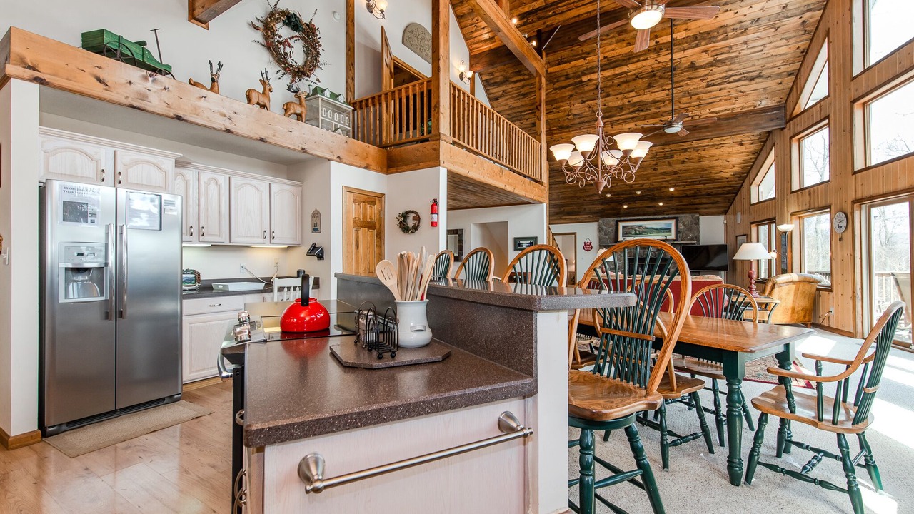 Photo of Kitchen in Mountainside