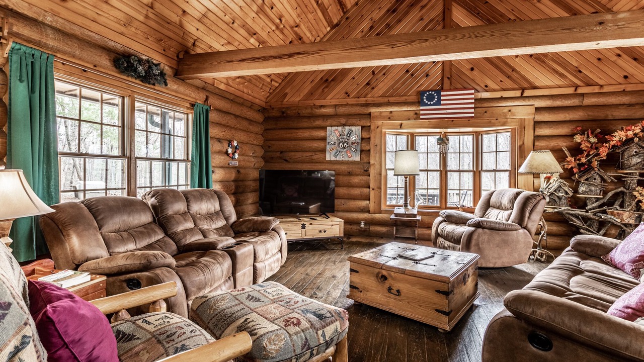 Photo of Livingroom in Gnaw Bone