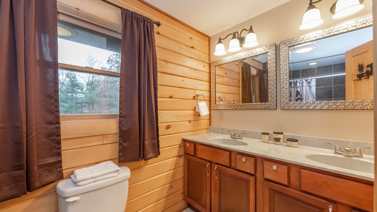 Photo of Bathroom in McHenry