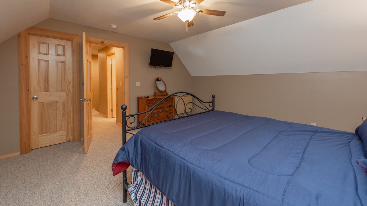 Photo of Bedroom in McHenry