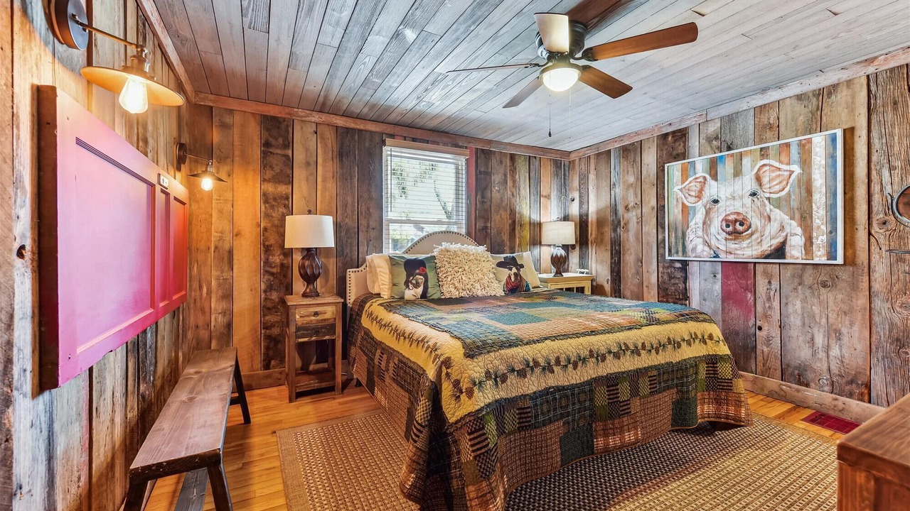 Photo of Bedroom in Blowing Rock