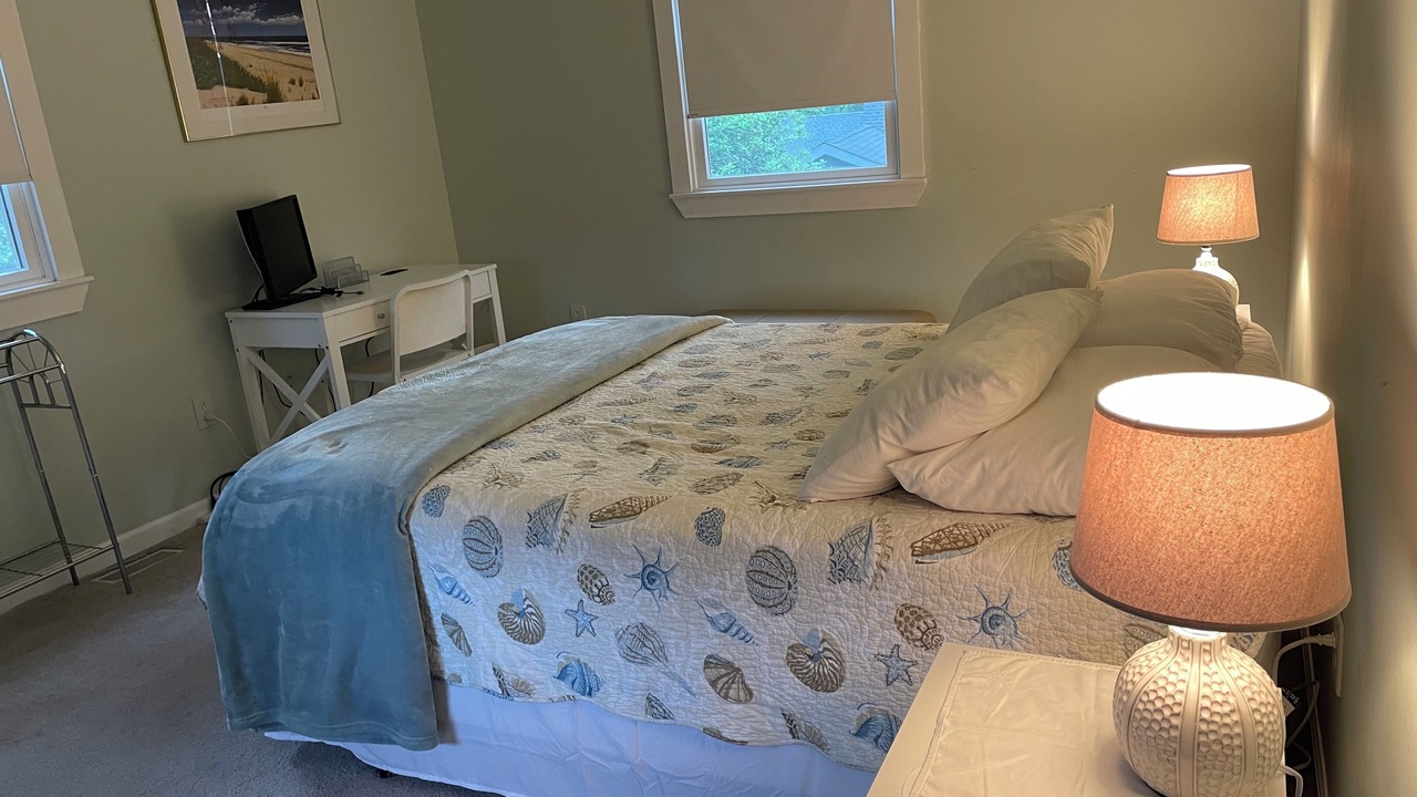 Photo of Bedroom in Town Bank