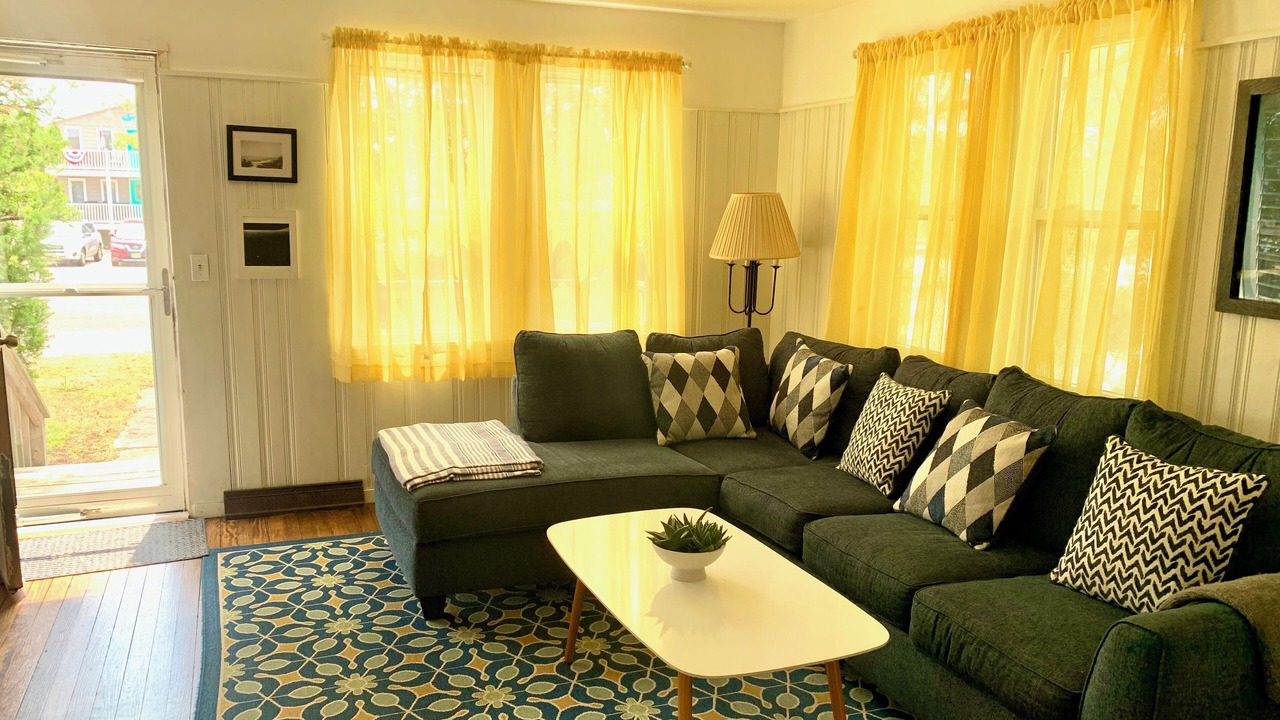 Photo of Livingroom in Barnegat Light