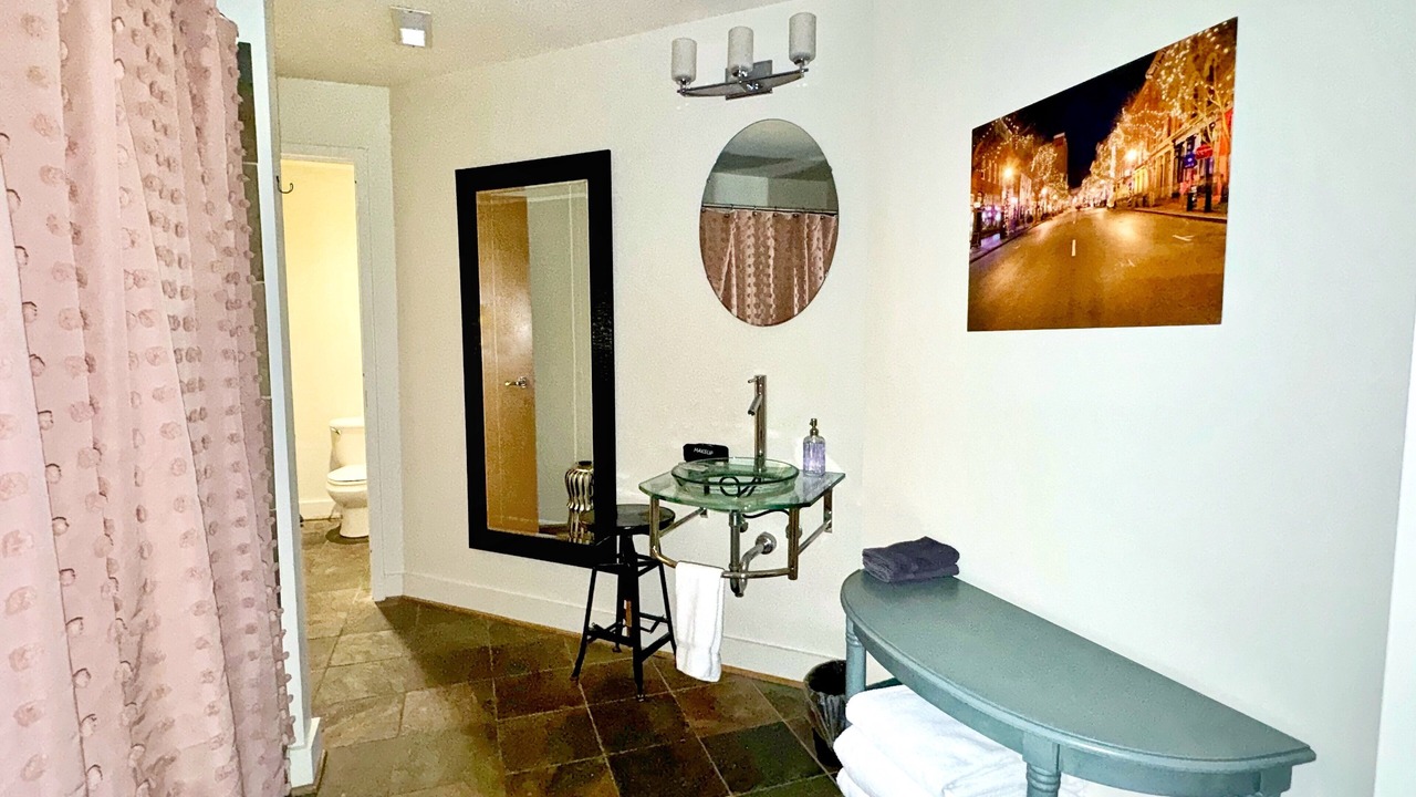 Photo of Bathroom in Downtown Nashville