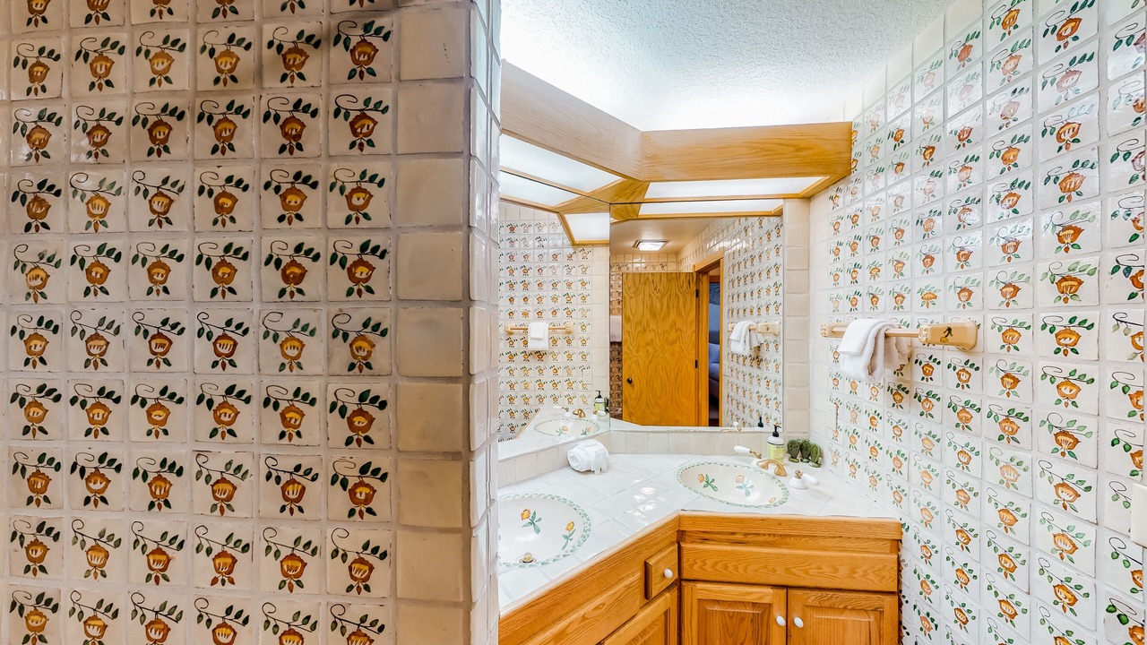 Photo of Bathroom in Warm Springs