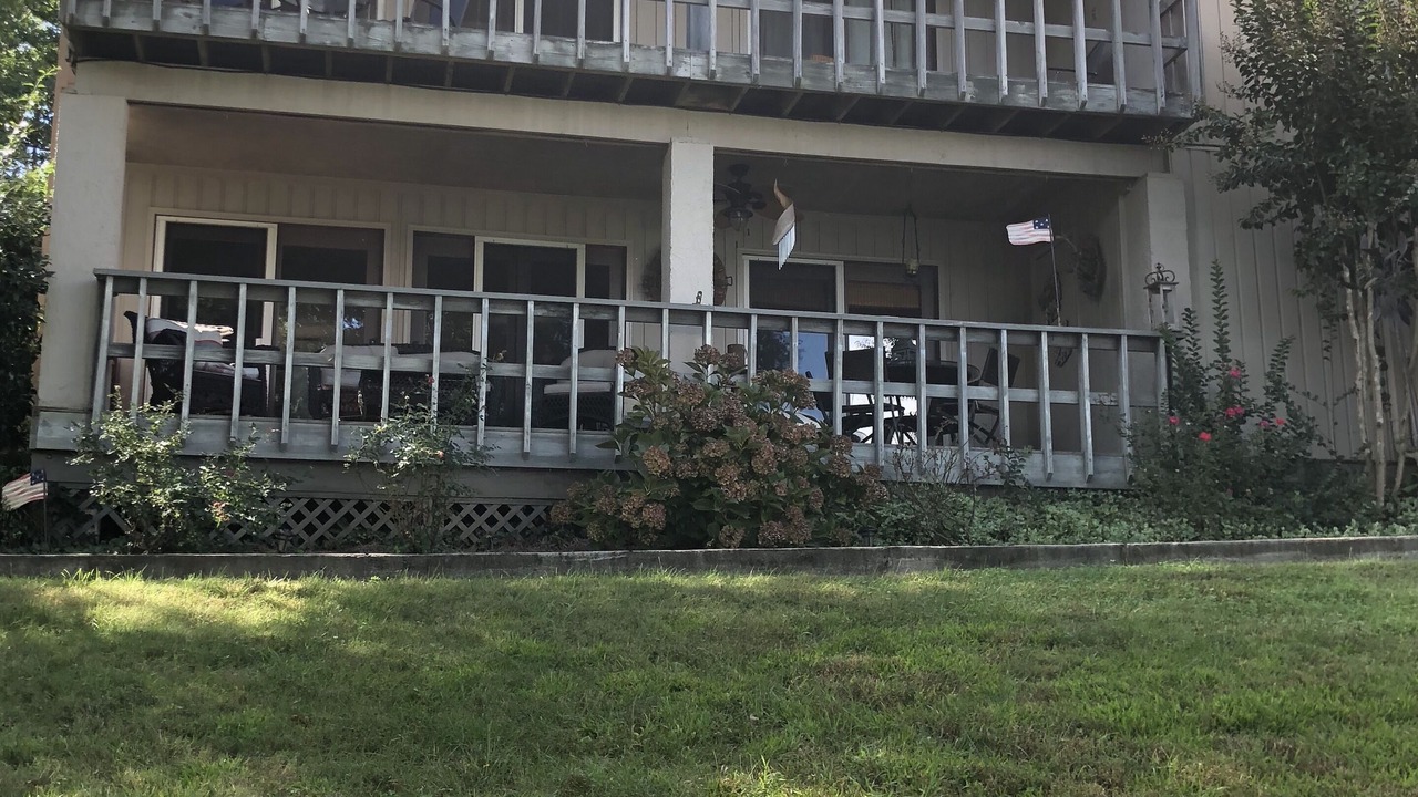 Photo of Others in Hiawassee