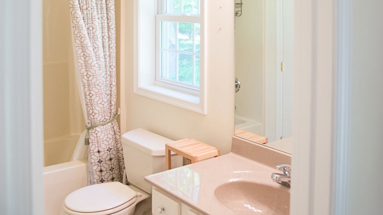 Photo of Bathroom in Long Pond