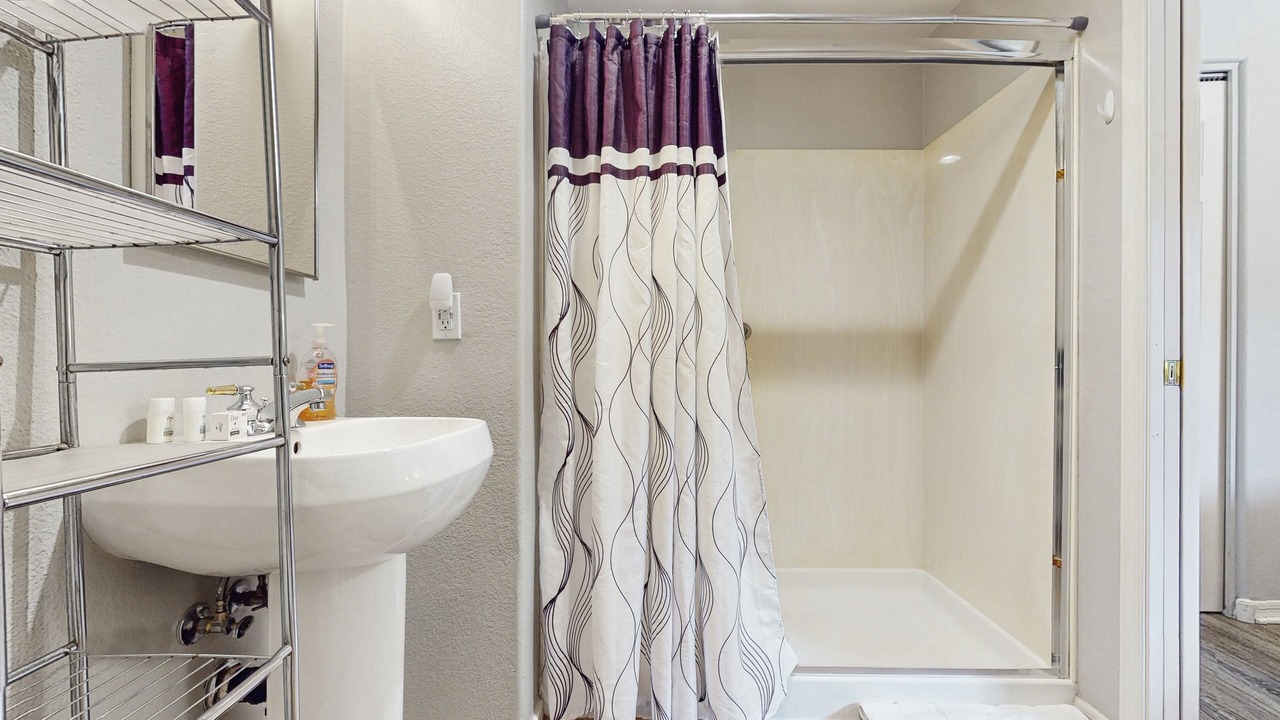 Photo of Bathroom in Superstition Lakes