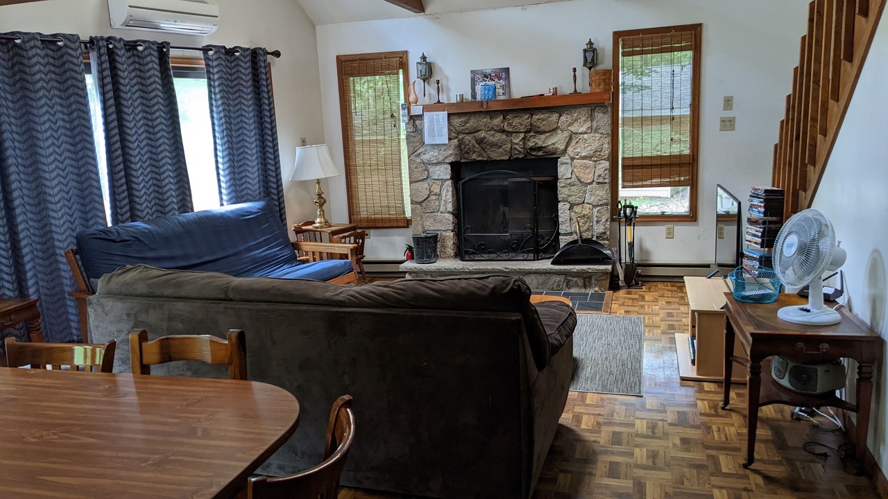Photo of Livingroom in Locust Lake Village