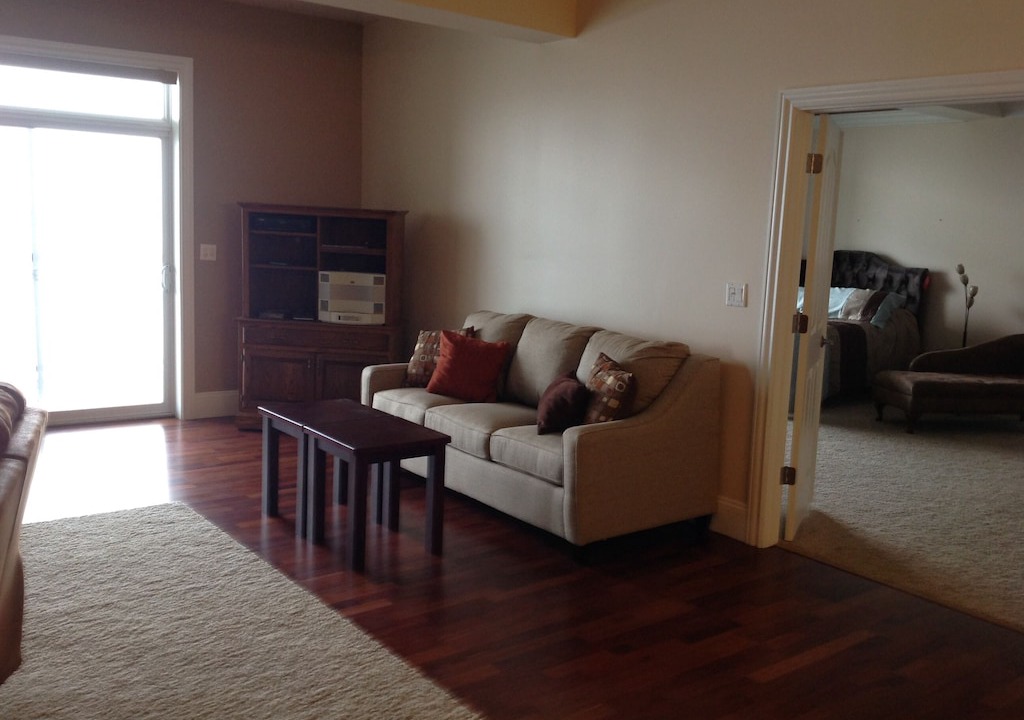 Photo of Livingroom in Geneva-on-the-Lake