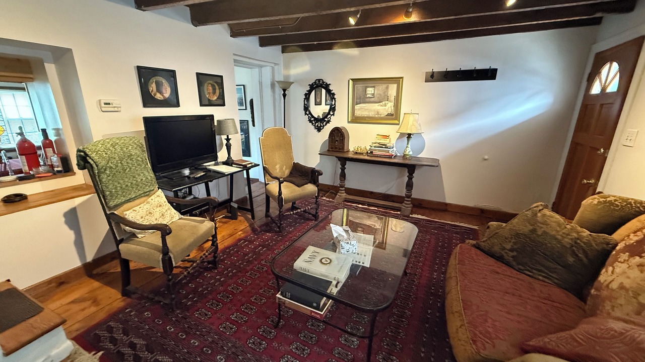 Photo of Livingroom in Manayunk
