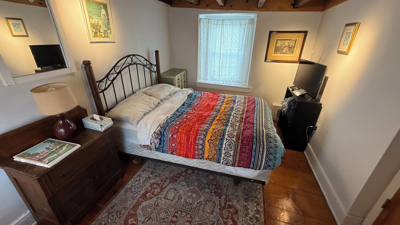 Photo of Bedroom in Manayunk
