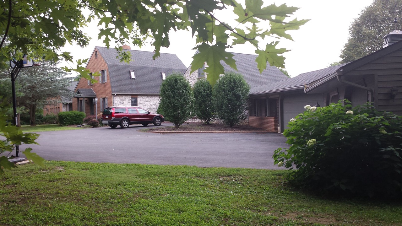 Photo of Outdoor in Willow Street