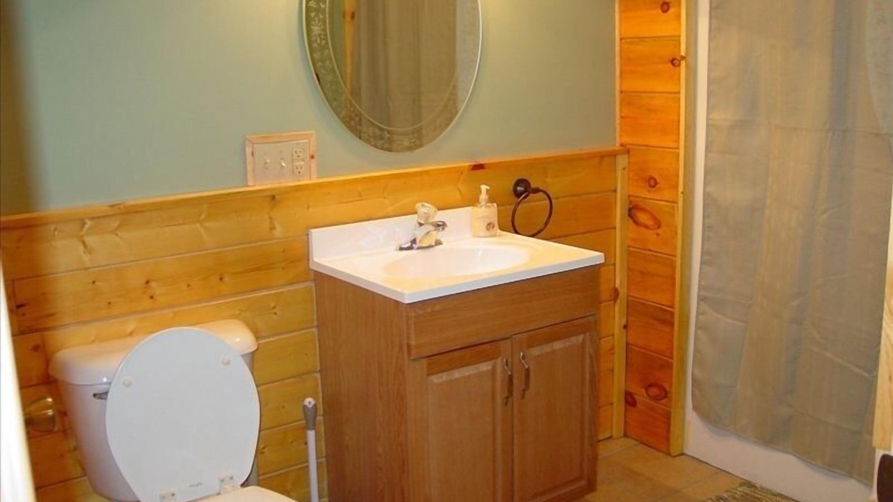 Photo of Bathroom in Wallenpaupauk Lake Estates