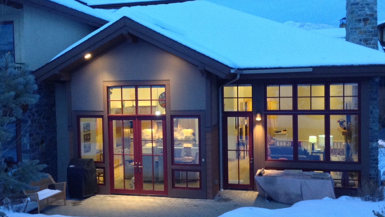 Photo of Livingroom in Elkhorn Village