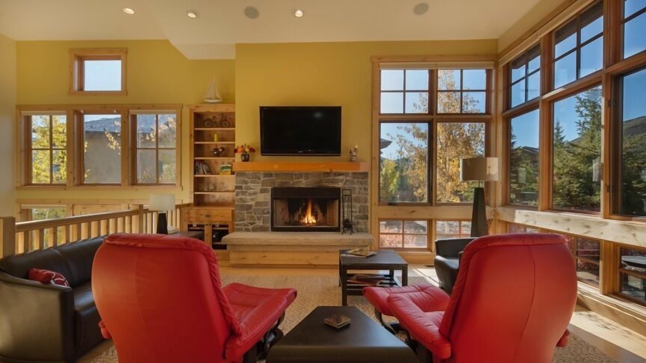 Photo of Bedroom in Elkhorn Village