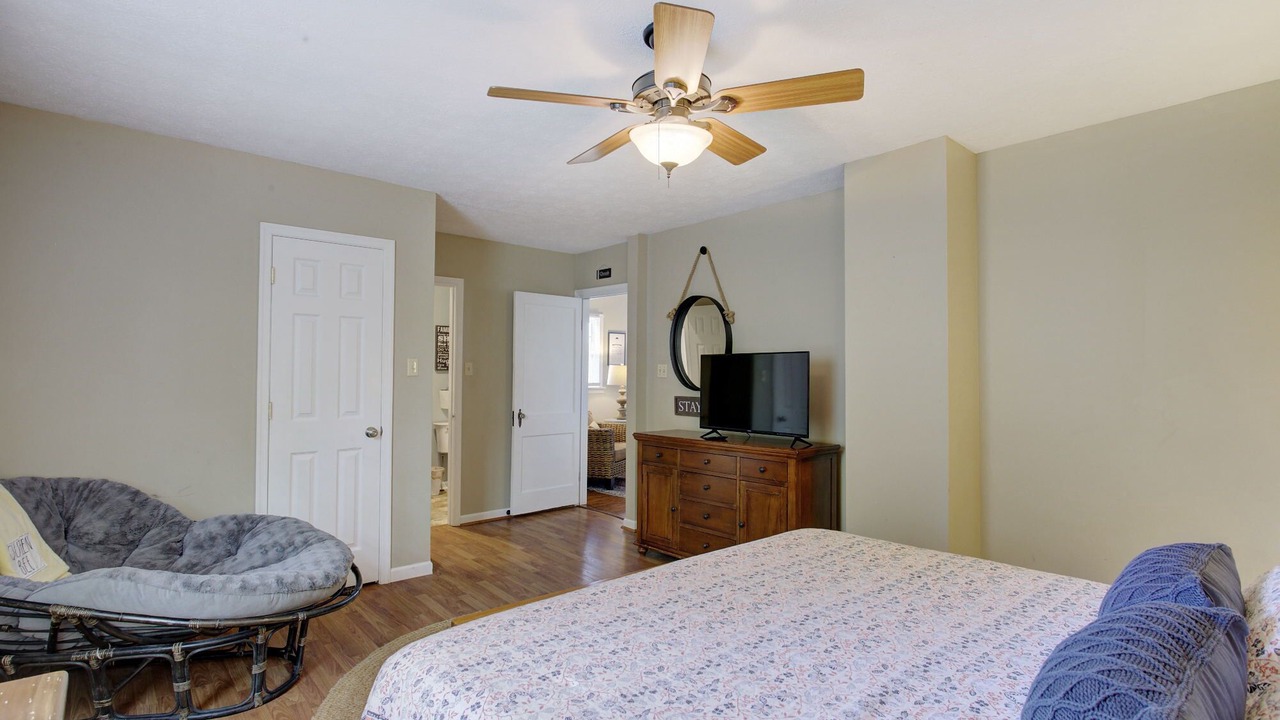 Photo of Bedroom in Schley