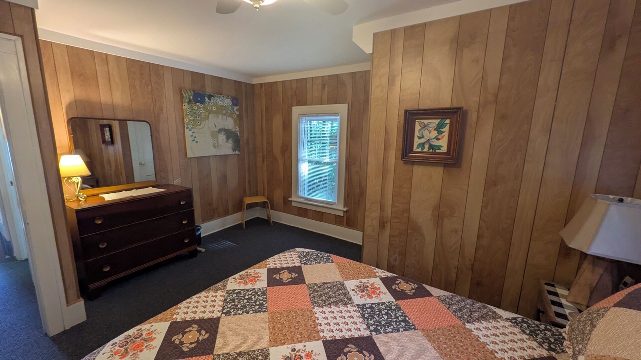 Photo of Bedroom in East Springfield