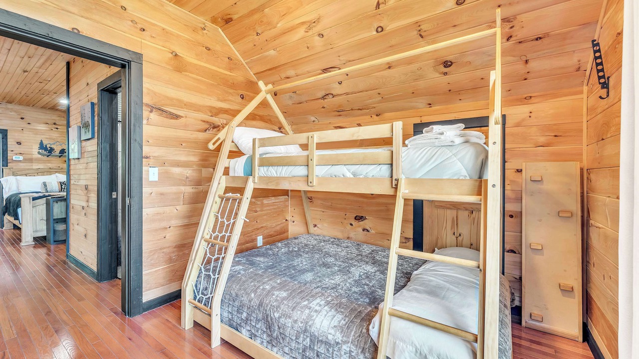 Photo of Bedroom in South Pittsburg