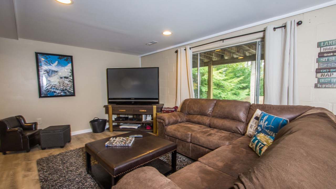 Photo of Bedroom in McHenry